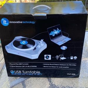Innovative Technology IT USB Turntable
Model: ITUT-300